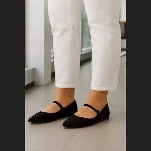 Torrid Mary Jane Flats 8WW Black Cushioned Pointed Toe Buckle Strap Fabric Comfy